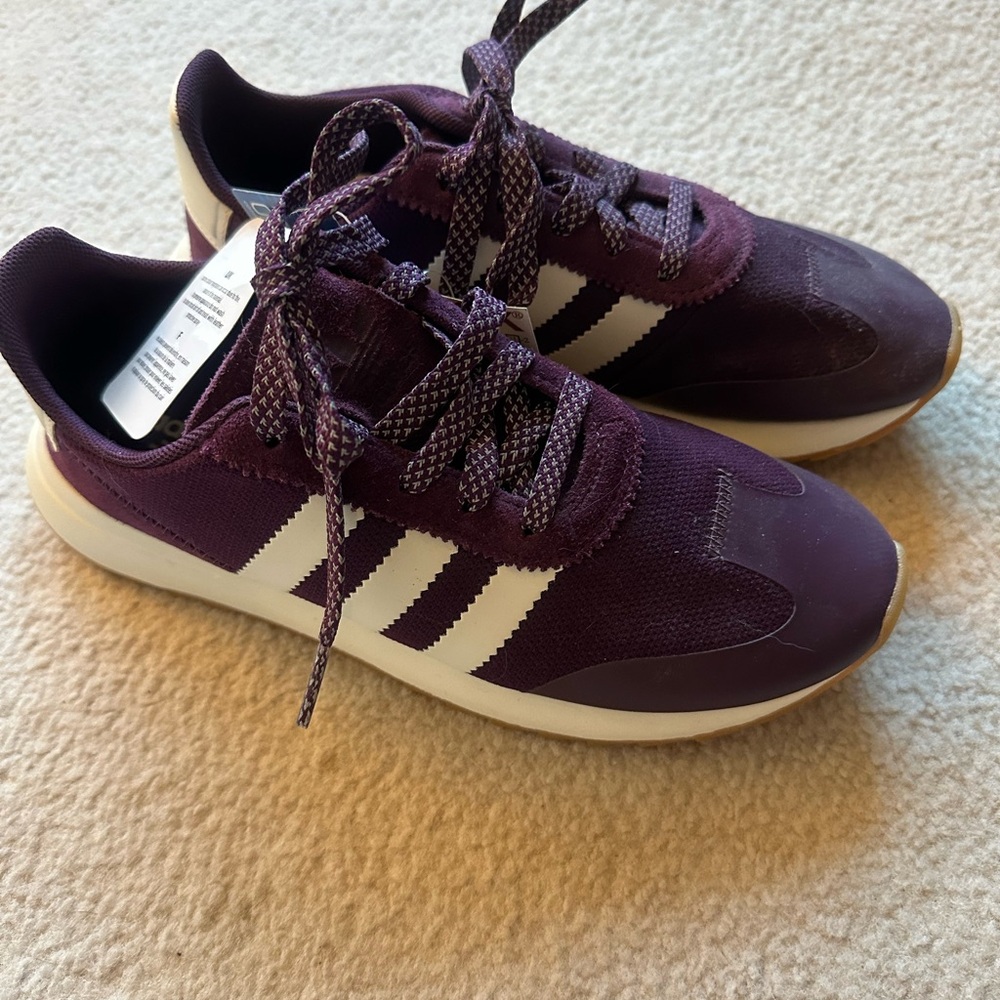Adidas Kids Sneakers in Deep Purple and White